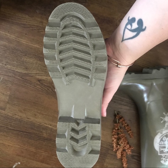 NWOB Juicy Contour Rain Boots - Picture 4 of 8